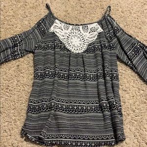 quarter sleeve shirt